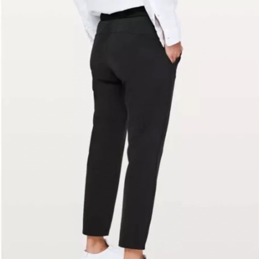 Lululemon On The Fly Pant *28